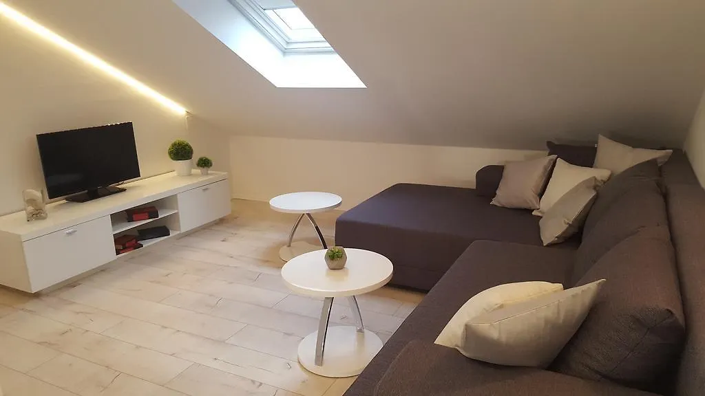 Three Roses Apartment Split